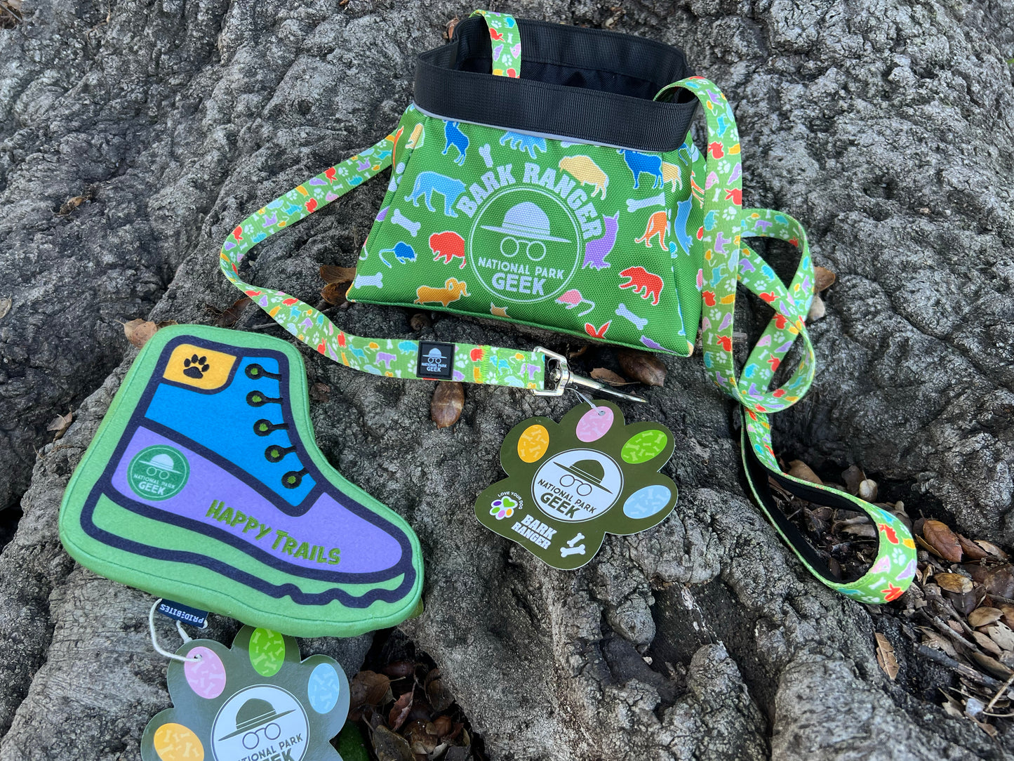 Bark Geek Bundle (Toy, Bowl + Leash) - Save 20%